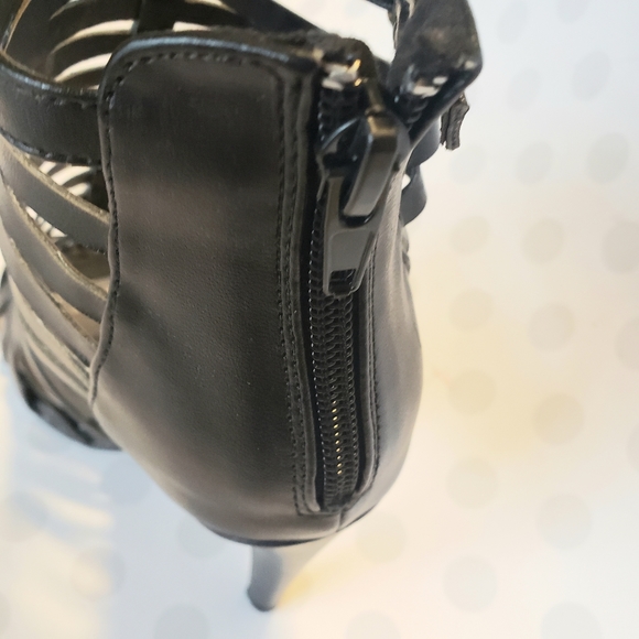 QUPID, Womens Strappy Cage Stiletto Sandal, Peep Toe Sz 7 - Picture 5 of 6